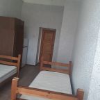 Трёхместный и более, Хостел На Крутом