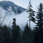 хребет Абишир-Ахуба, Кемпинг Счастливый лось