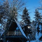 Коттедж (А-фрейм 3), Кемпинг Счастливый лось