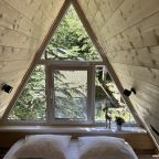 Антресоль с двумя ортопедическими матрасами