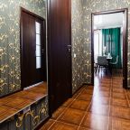 Трёхместный и более (Апартаменты В Минуте От Парка Галицкого), Апартаменты Уютные в минуте от парка Галицкого