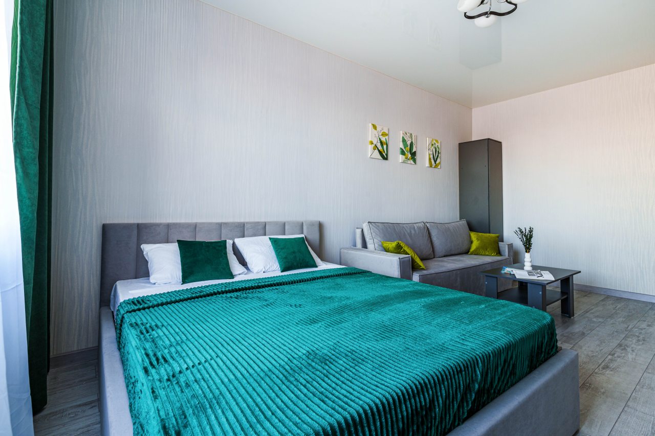 Трёхместный и более (Апартаменты В Минуте От Парка Галицкого), Апартаменты Уютные в минуте от парка Галицкого