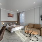 De Luxe (Двухкомнатный), Гостевой дом Вилла Сицилия