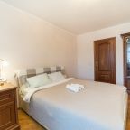 Детская кроватка, Апартаменты У Доктрины