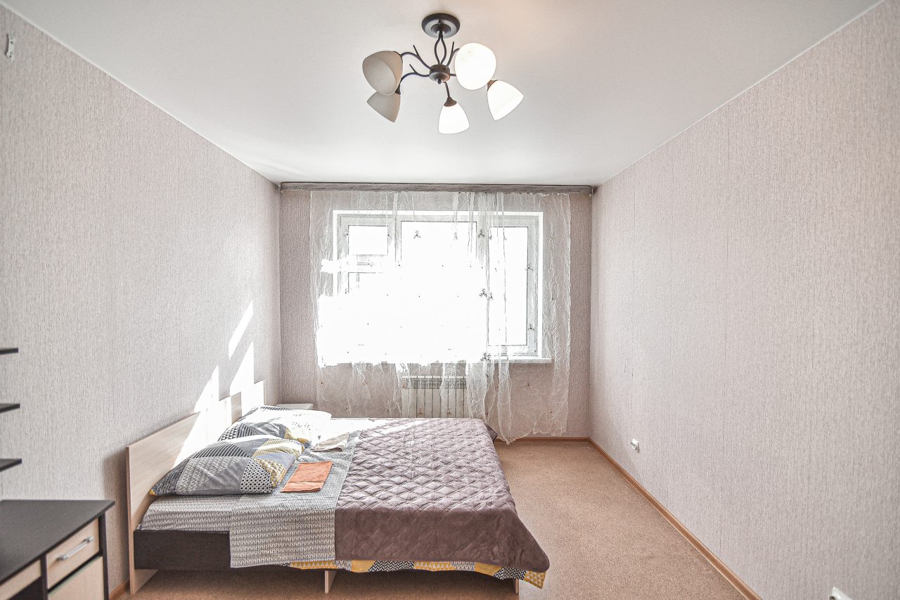 Апартаменты с красивым видом на горы и лес, Южно-Сахалинск