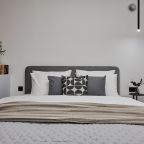 Двуспальная кровать