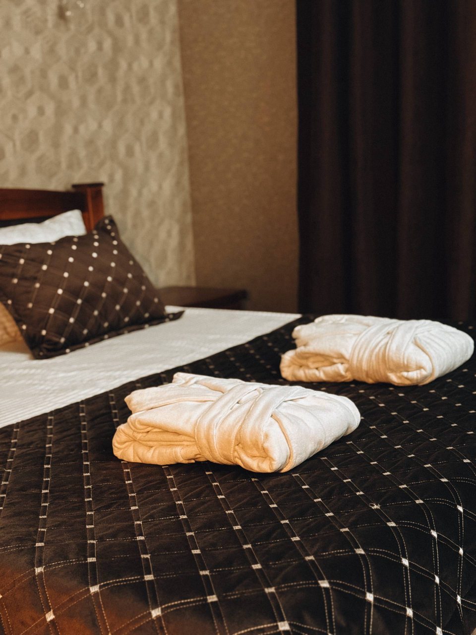 Полулюкс, Гостевой дом Порог Гор