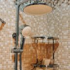 Полулюкс, Гостевой дом Порог Гор