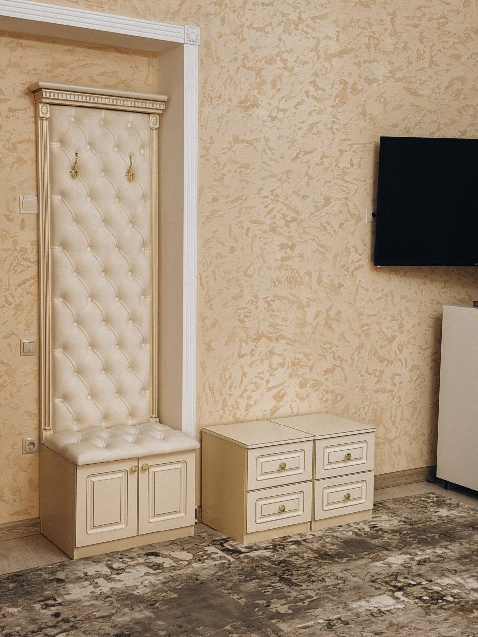 Апартаменты, Гостевой дом Порог Гор