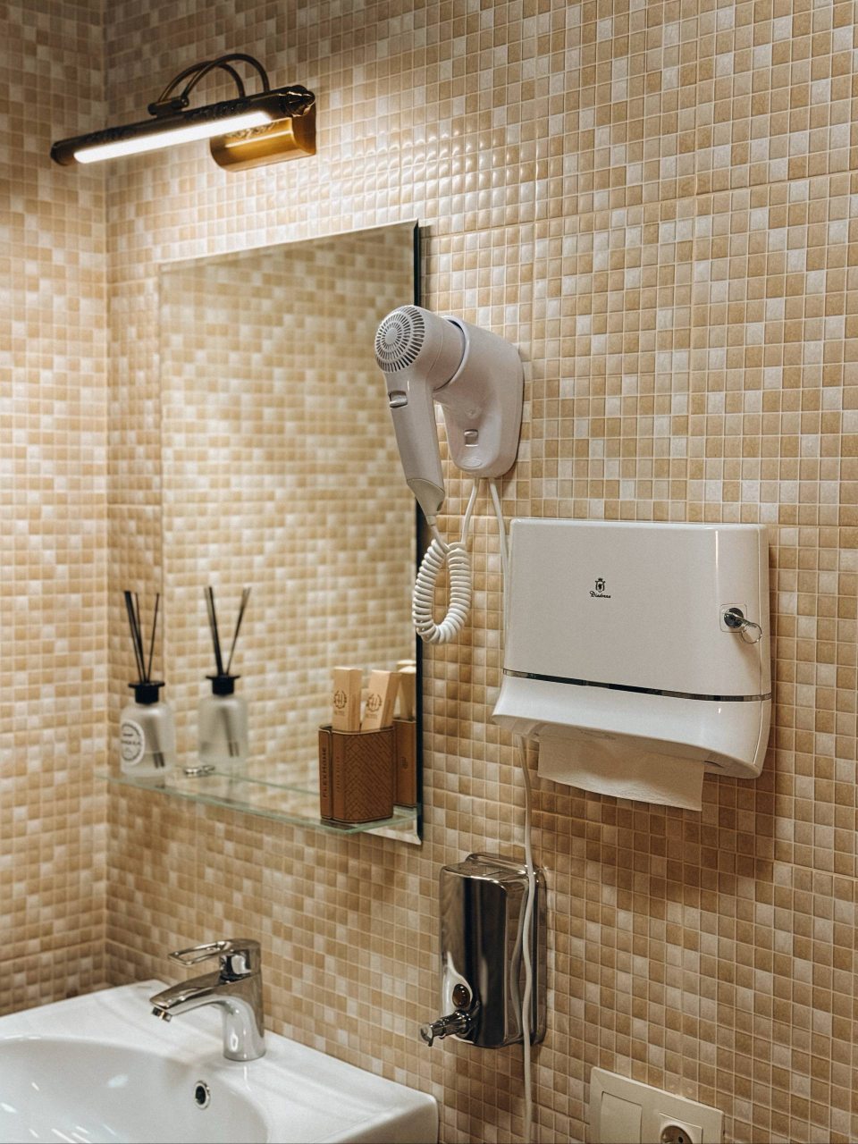 Апартаменты, Гостевой дом Порог Гор