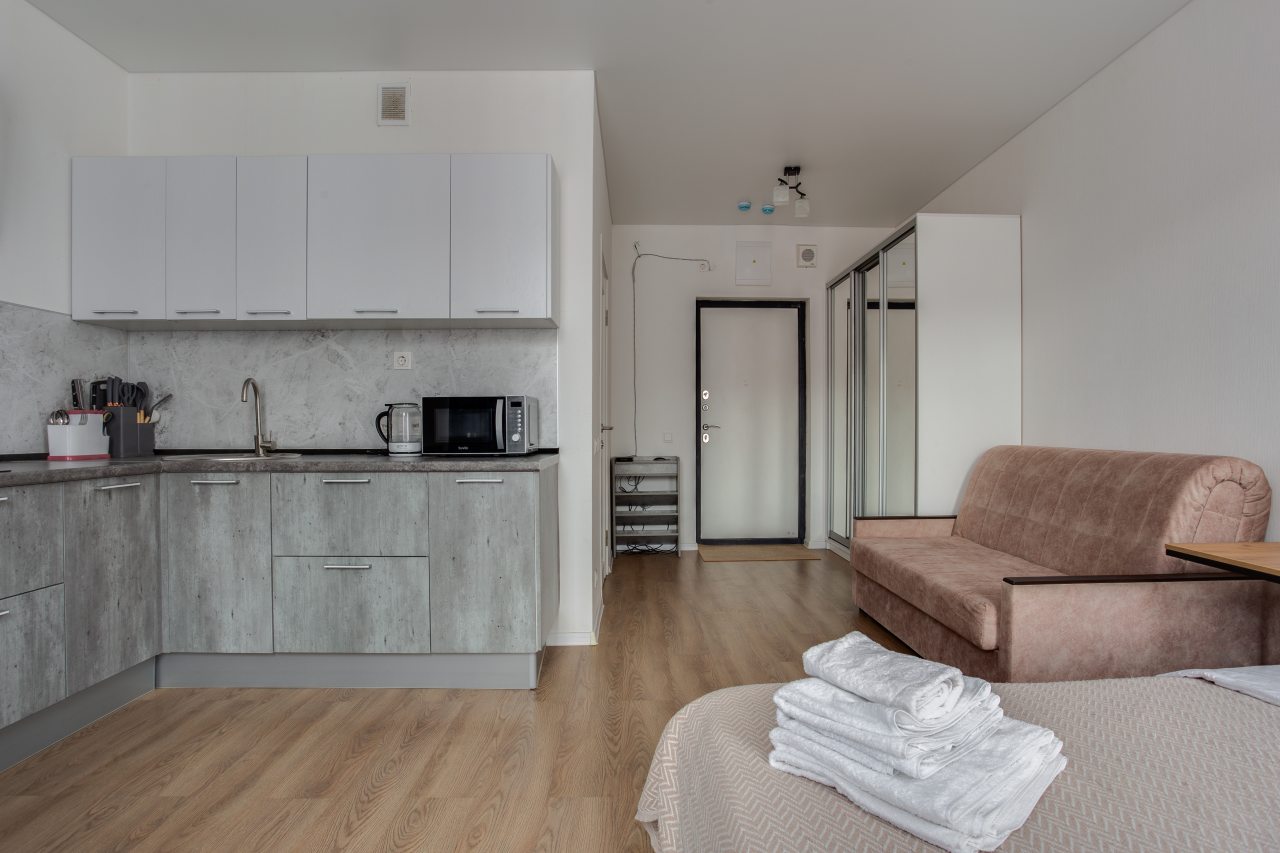 Трёхместный и более (Просторная студия 75), Апартаменты ApartsLounge