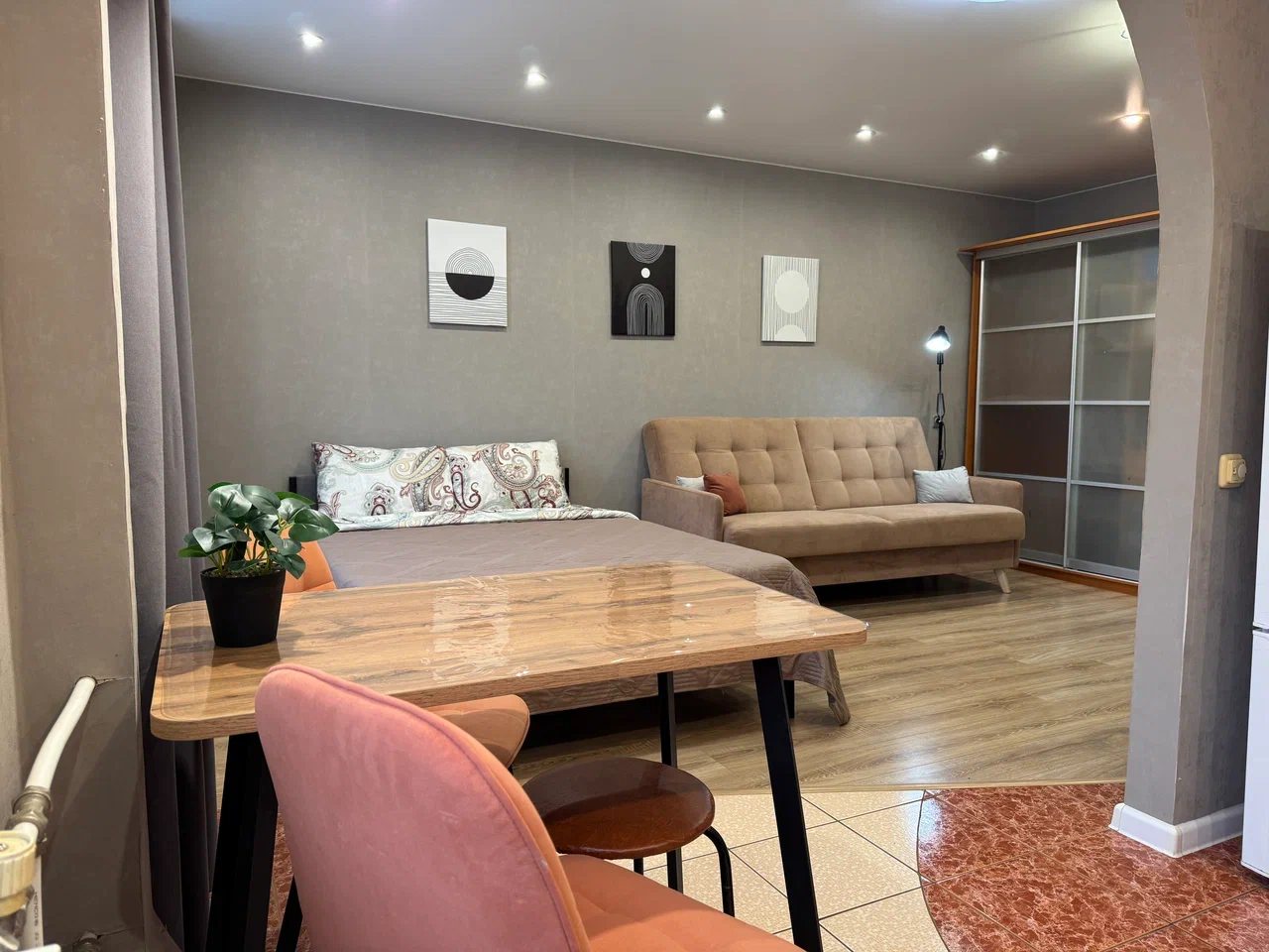 Апартаменты (Атмосфера), Апартаменты Атмосфера