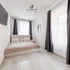 Апартаменты, Апартаменты 3-х комнатные на Жуковском 36