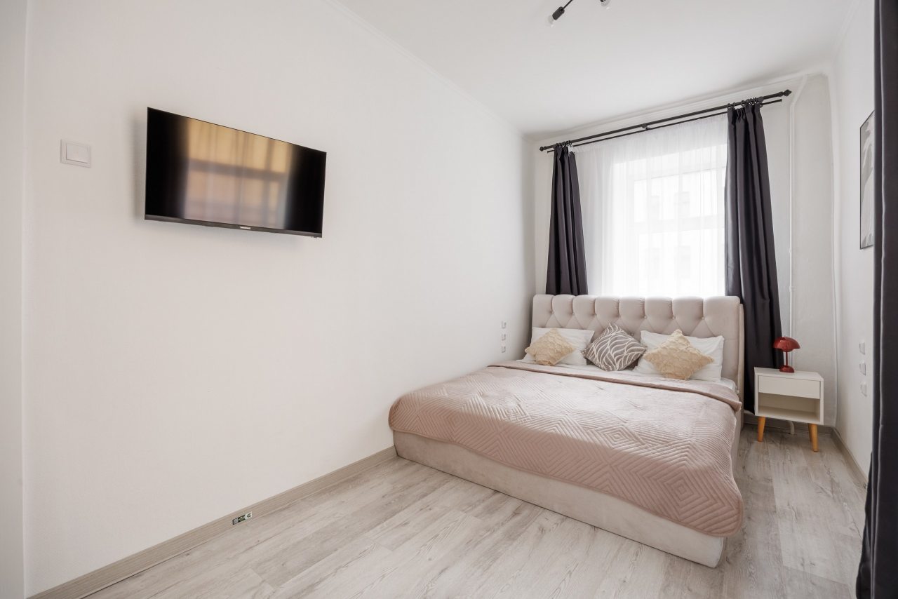 Апартаменты, Апартаменты 3-х комнатные на Жуковском 36