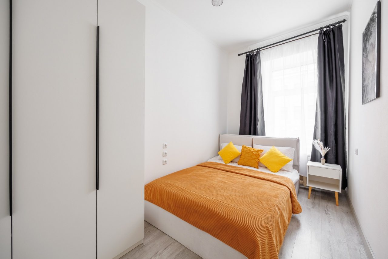 Апартаменты, Апартаменты 3-х комнатные на Жуковском 36