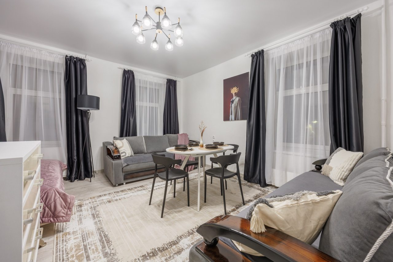 Апартаменты, Апартаменты 3-х комнатные на Жуковском 36