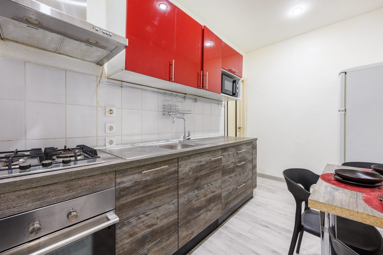 Апартаменты, Апартаменты 3-х комнатные на Жуковском 36