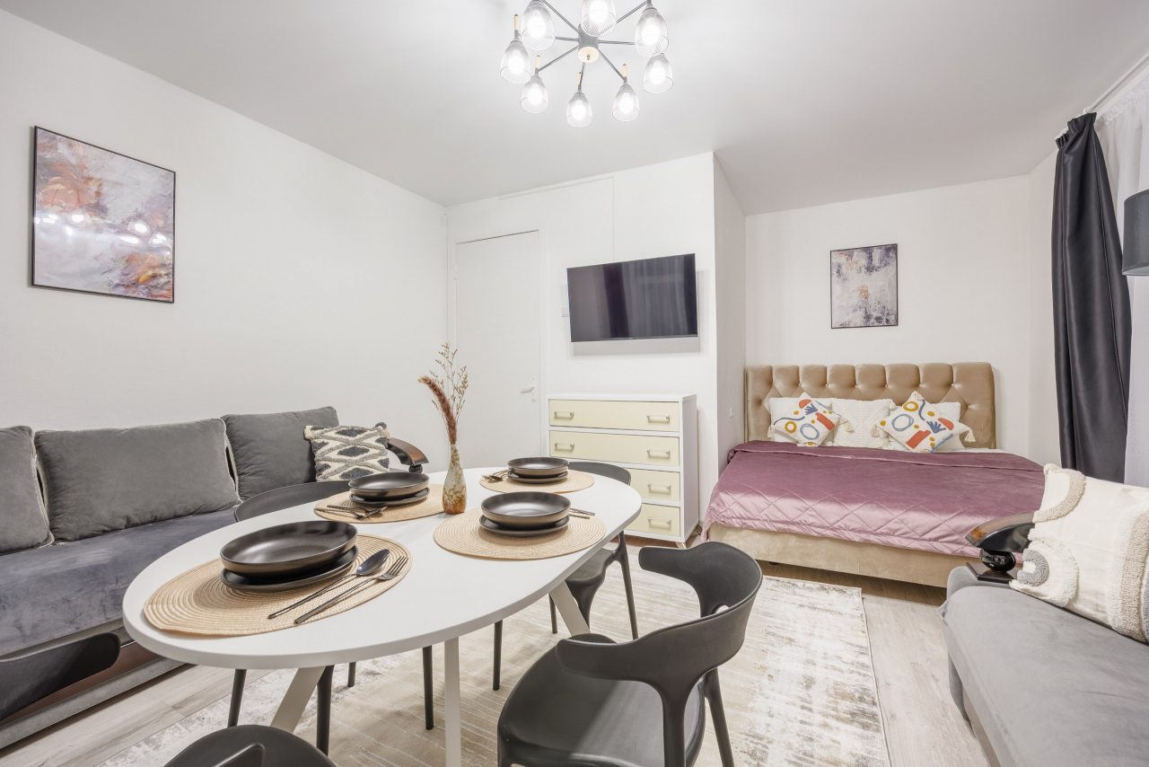 Апартаменты, Апартаменты 3-х комнатные на Жуковском 36