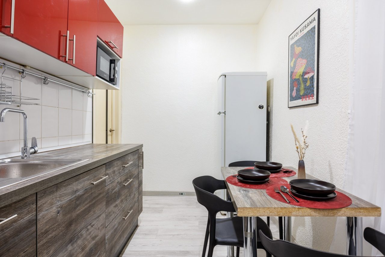 Апартаменты, Апартаменты 3-х комнатные на Жуковском 36