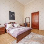 Апартаменты, Апартаменты 3-х комнатные на Большой Московской 6