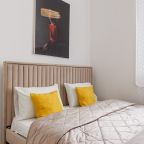 Апартаменты, Апартаменты 3-х комнатные на Большой Московской 6