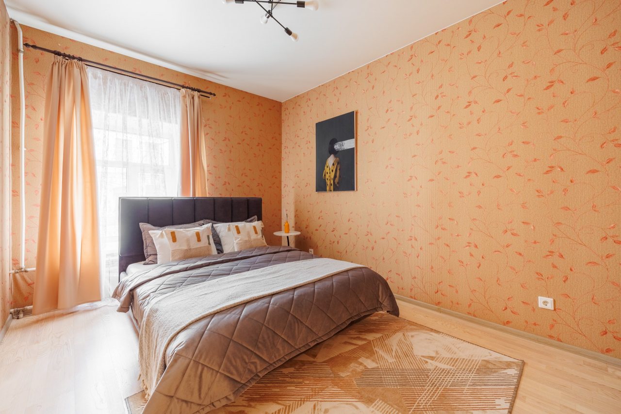 Апартаменты, Апартаменты 3-х комнатные на Гражданском 19