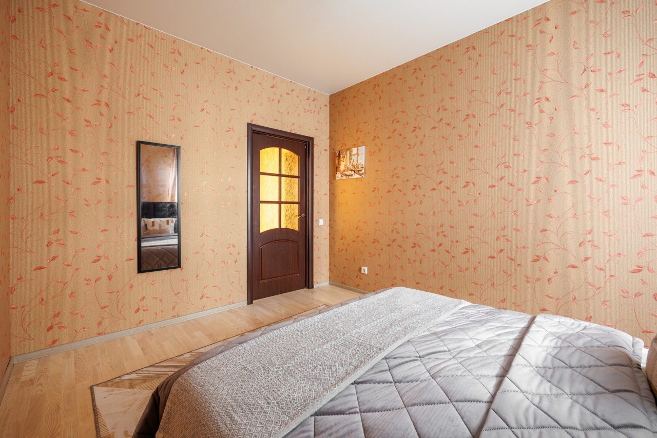 Апартаменты, Апартаменты 3-х комнатные на Гражданском 19