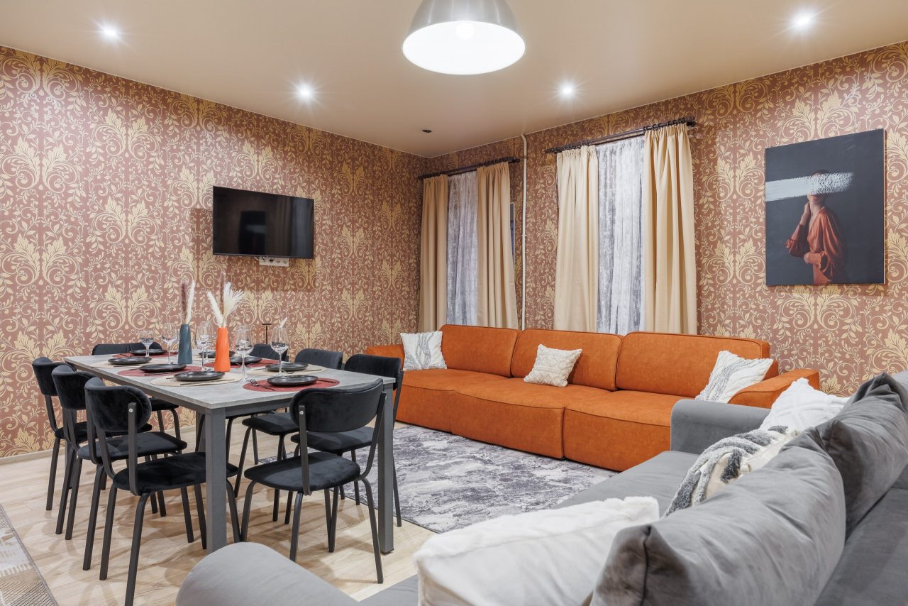 Апартаменты, Апартаменты 3-х комнатные на Гражданском 19