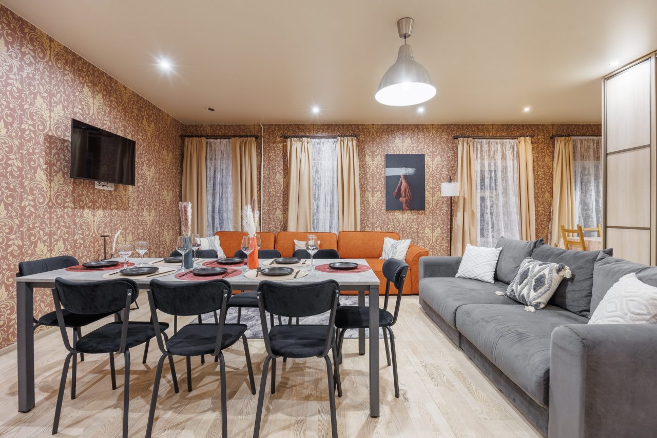 Апартаменты, Апартаменты 3-х комнатные на Гражданском 19