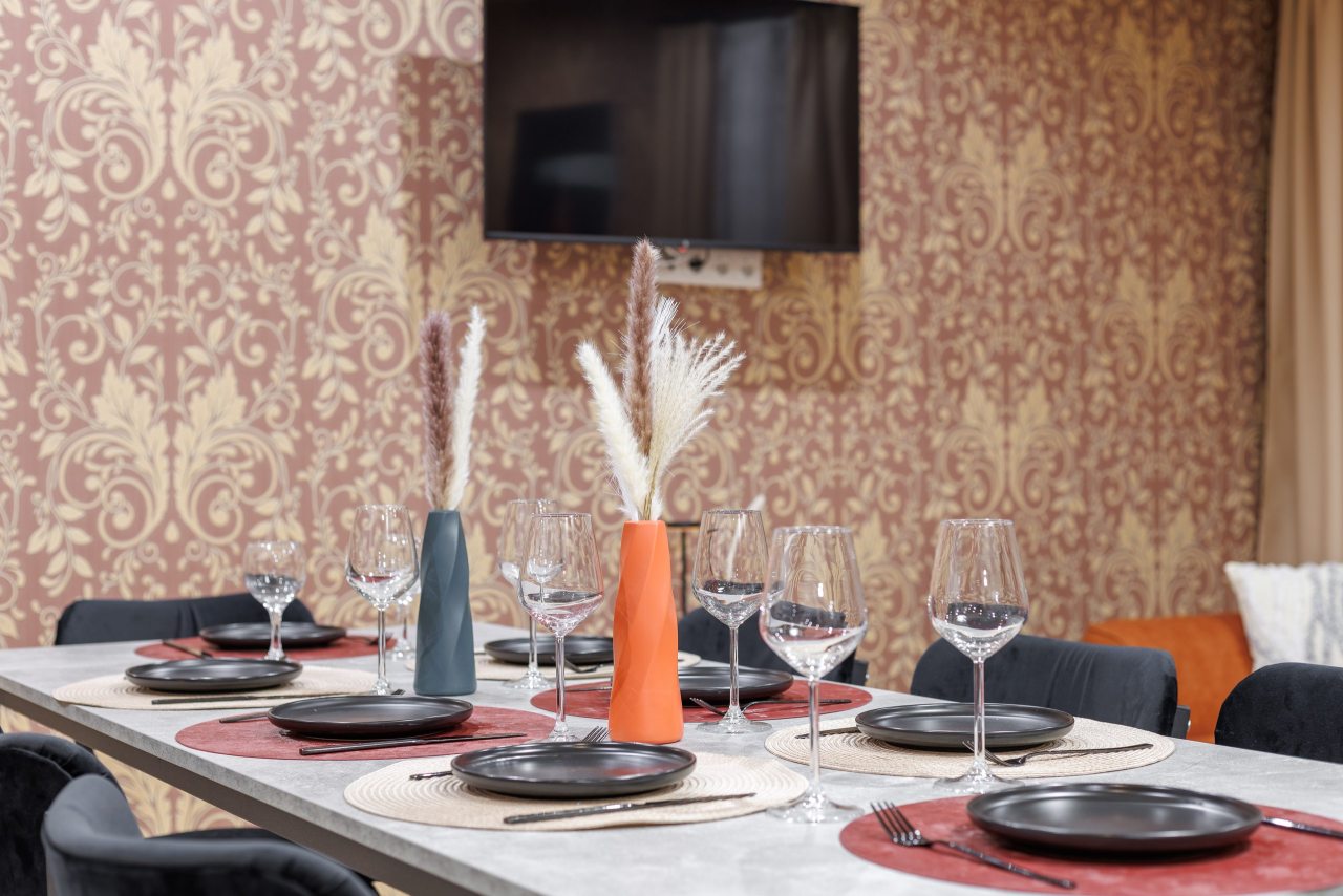 Апартаменты, Апартаменты 3-х комнатные на Гражданском 19