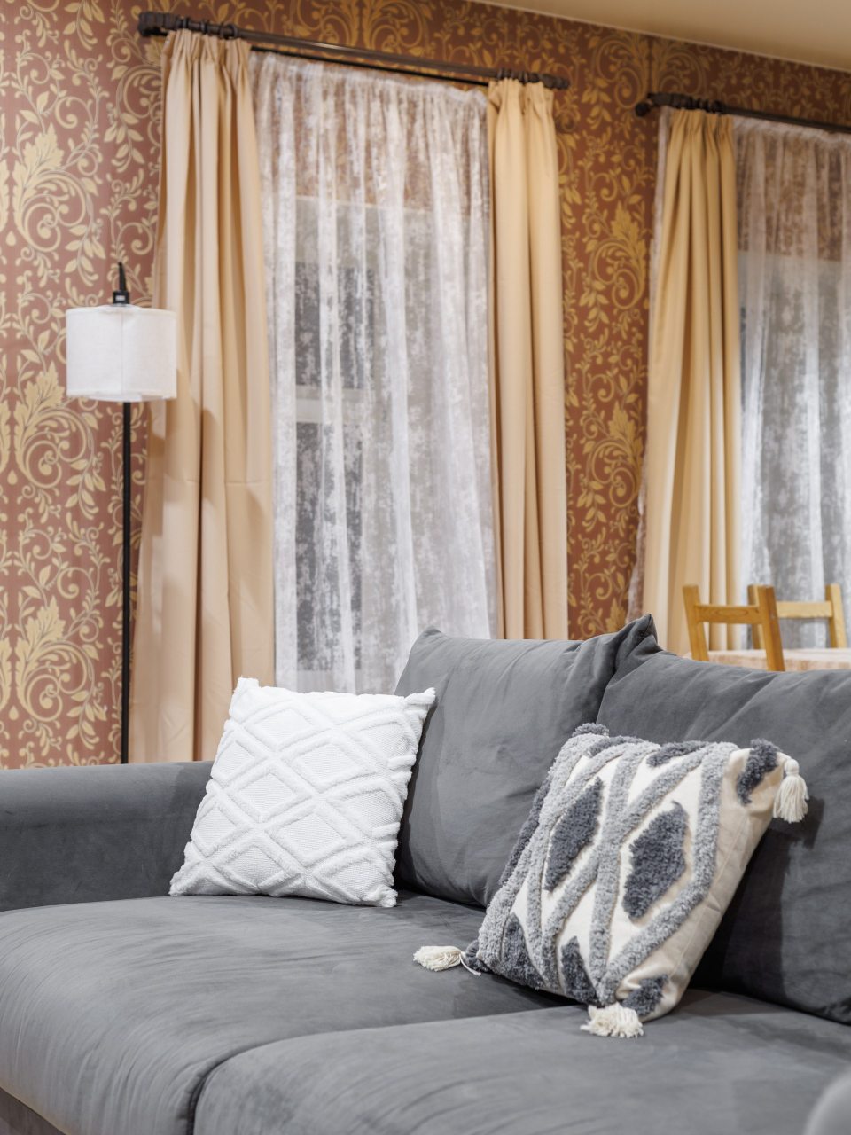 Апартаменты, Апартаменты 3-х комнатные на Гражданском 19