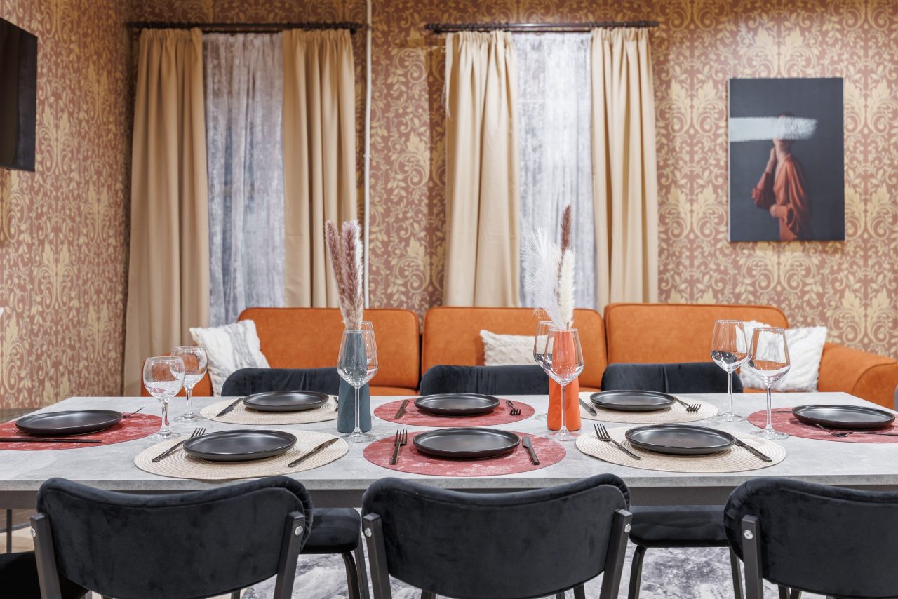 Апартаменты, Апартаменты 3-х комнатные на Гражданском 19