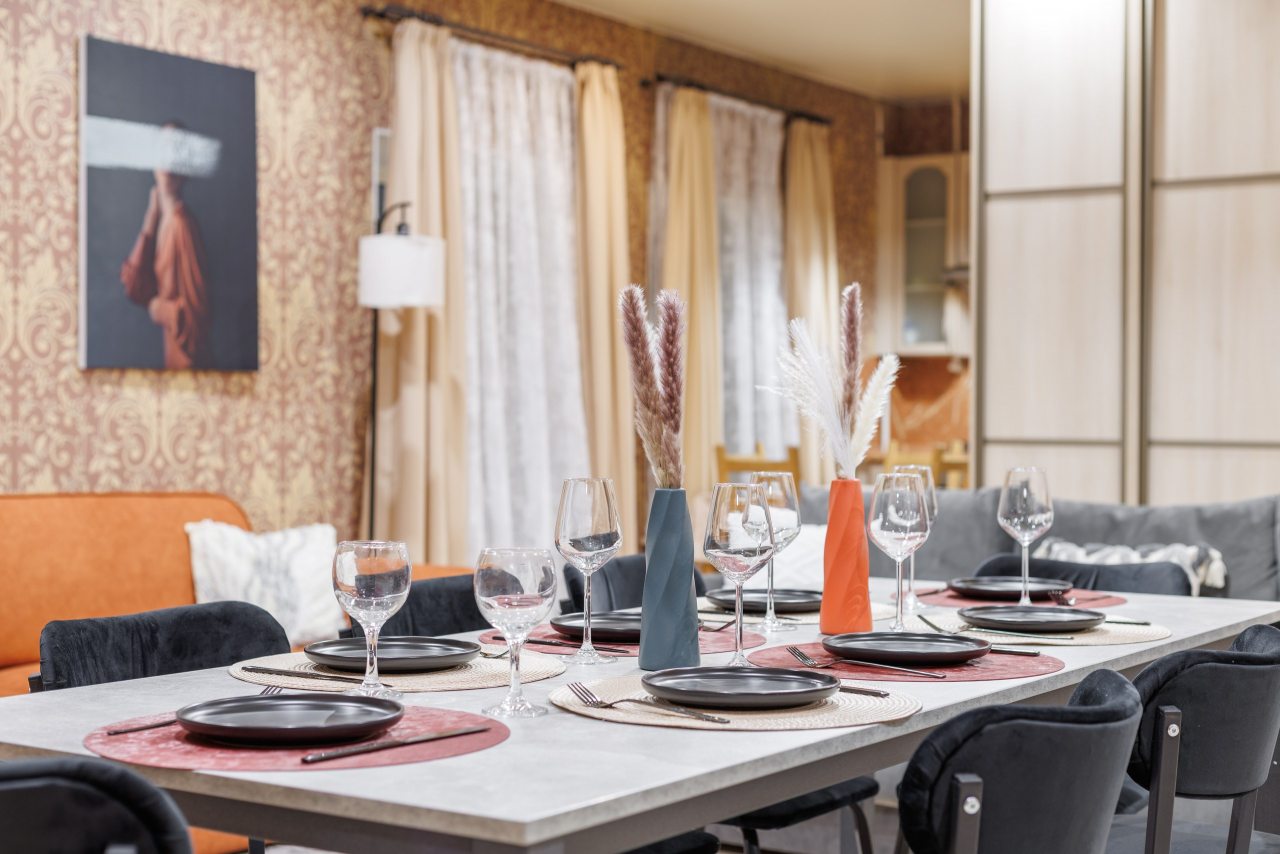 Апартаменты, Апартаменты 3-х комнатные на Гражданском 19