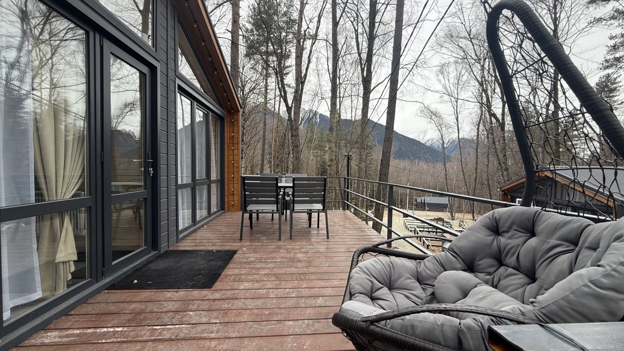 Дом (Маленький четырехместный), База отдыха Шёпот Леса