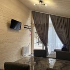 Мини-дом (Маленький четырехместный), База отдыха Шёпот Леса