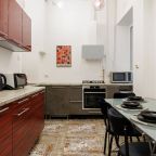 Апартаменты (С видом на канал Грибоедова), Апартаменты 3-х комнатные на Грибоедова 46