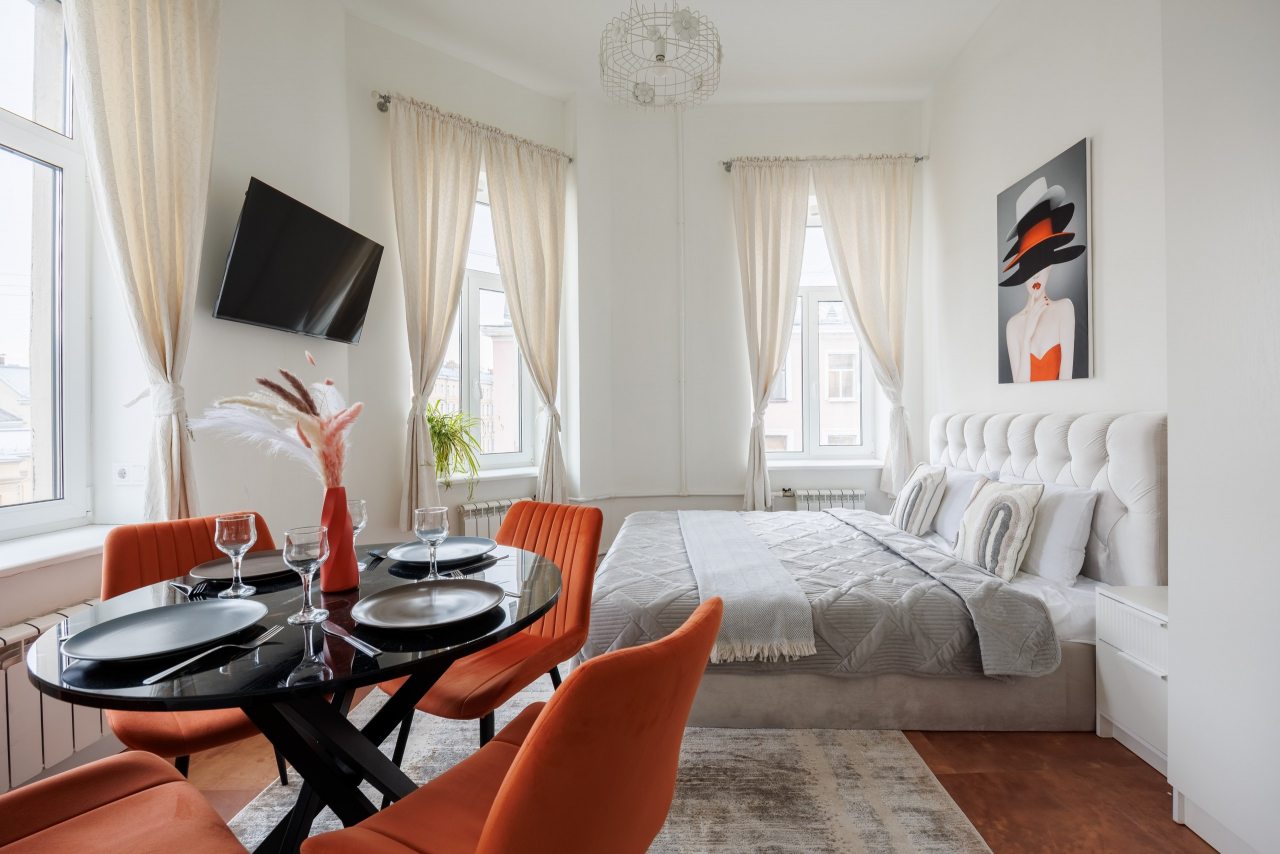 Апартаменты (С видом на канал Грибоедова), Апартаменты 3-х комнатные на Грибоедова 46