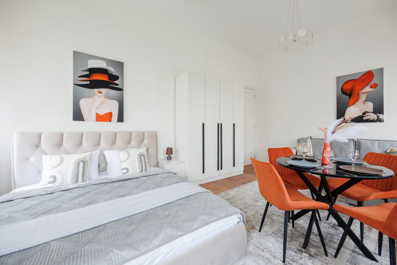 Апартаменты (С видом на канал Грибоедова), Апартаменты 3-х комнатные на Грибоедова 46