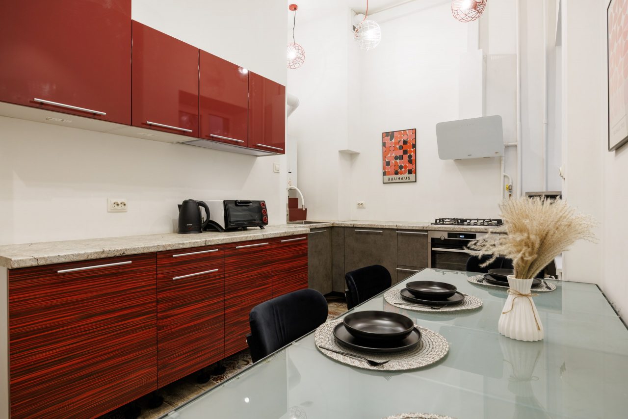 Апартаменты (С видом на канал Грибоедова), Апартаменты 3-х комнатные на Грибоедова 46