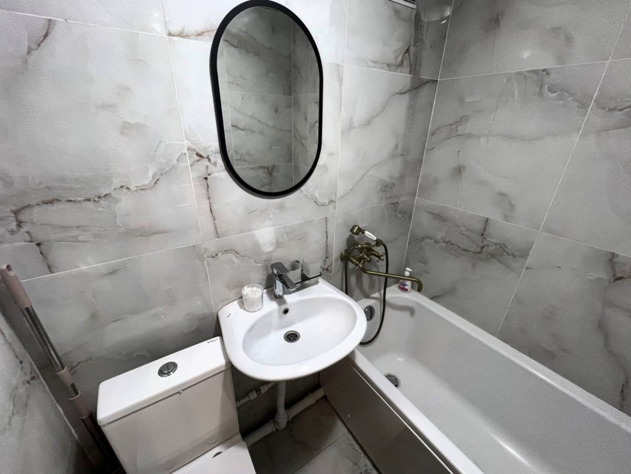 Двухместный, Апартаменты Около ж/д вокзала на проспекте Славы 7б