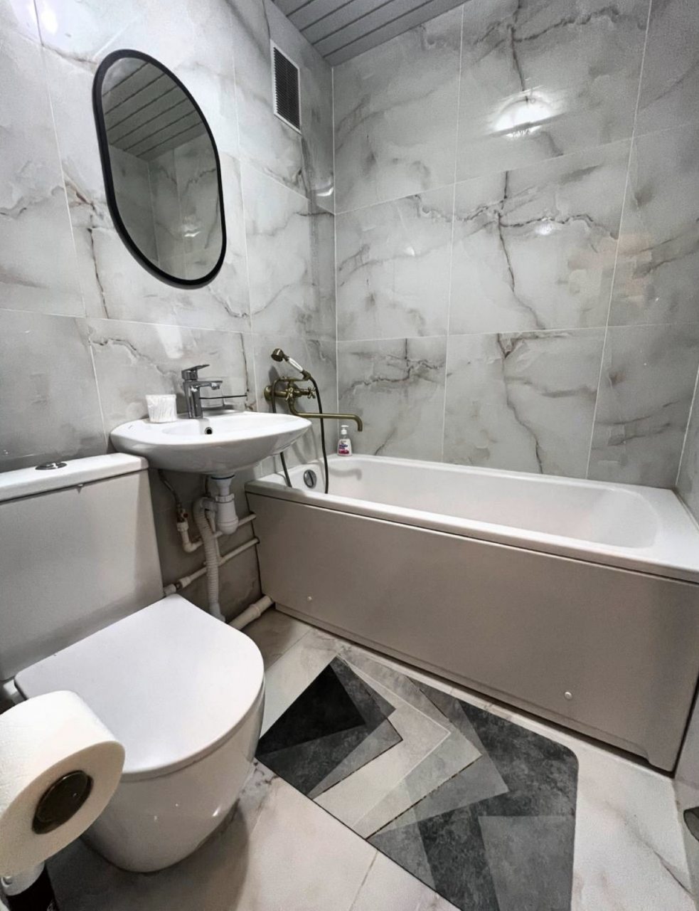 Двухместный, Апартаменты Около ж/д вокзала на проспекте Славы 7б