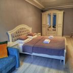 Кухня, Апартаменты В парке имени Кирова