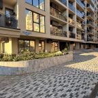 Поздний отъезд, Апарт-отель Атлантис