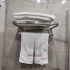 Полулюкс, Гостиница MARSEL