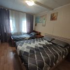 Трёхместный и более (Двухкомнатный с одной спальней и залом), Гостевой дом Райский уголок