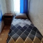 Трёхместный и более (Двухкомнатный с одной спальней и залом), Гостевой дом Райский уголок