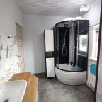 Полулюкс (Трехкомнатный с двумя спальнями), Гостевой дом Райский уголок