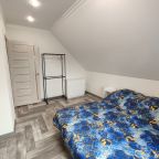 Полулюкс (Трехкомнатный с двумя спальнями), Гостевой дом Райский уголок