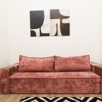 Квартира (Мондриан), Апартаменты Home24 на Каштановой 14