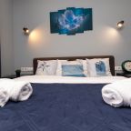 Трёхместный и более (Дарк Блю), Апартаменты Home24 на Верхне-Пролетарской 7